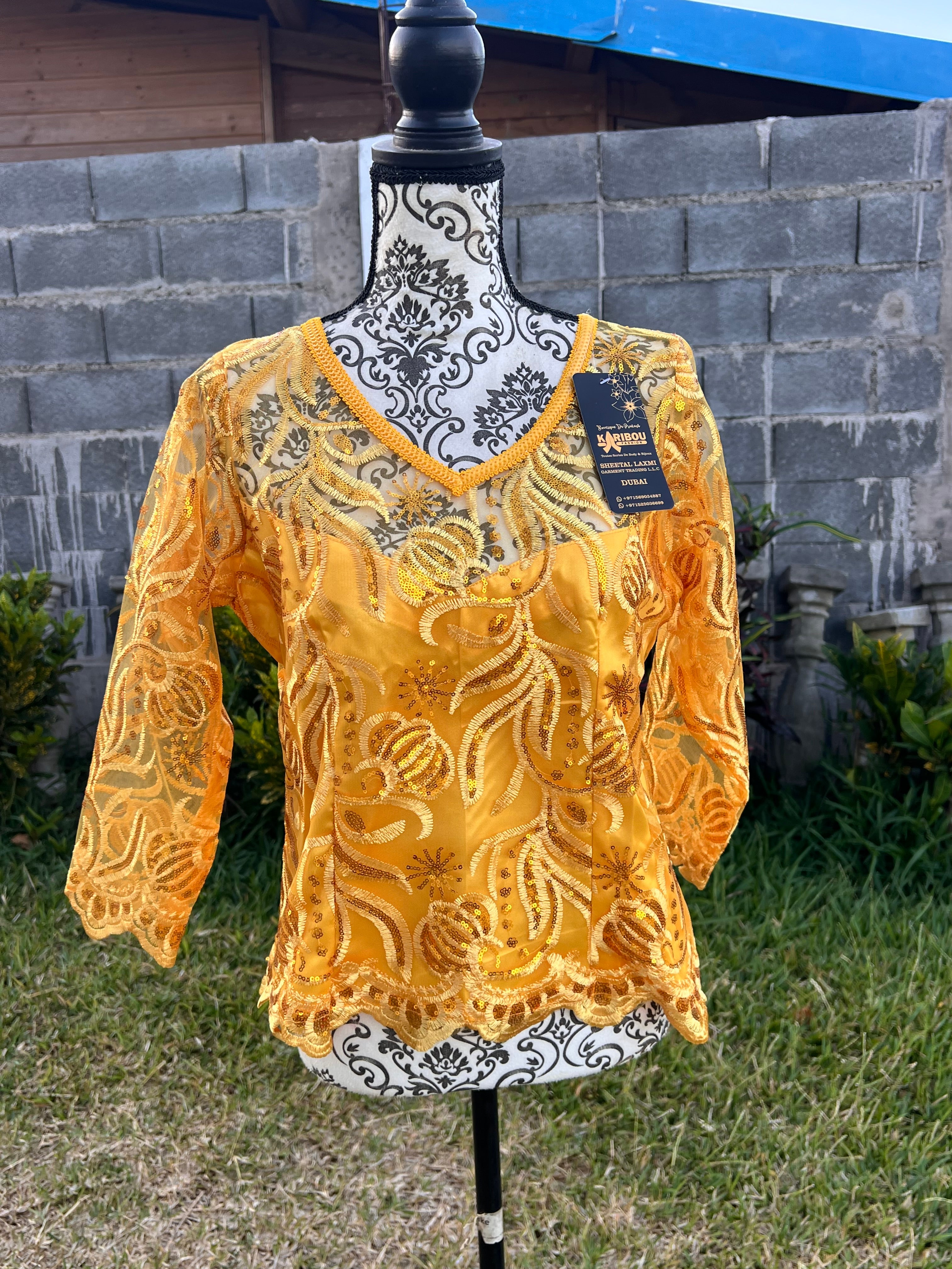 Body jaune doré